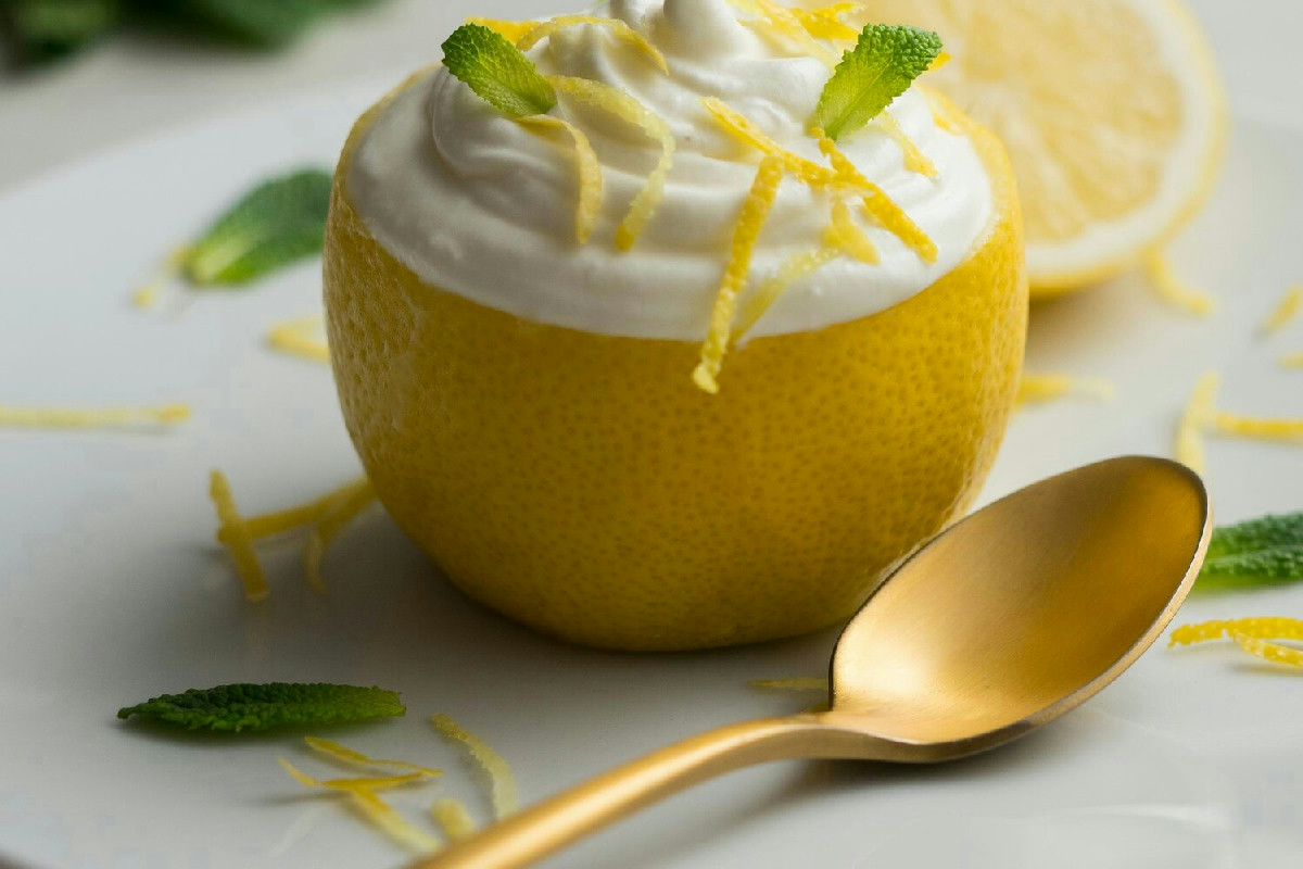 1️⃣ Scopri cosa nasce dall’incontro tra limone e mascarpone in una mousse dal sapore delicato