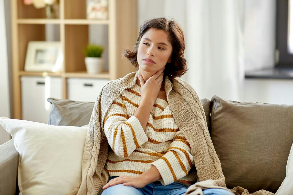 Mal di gola con l’influenza: cause, durata e rimedi efficaci per un rapido sollievo