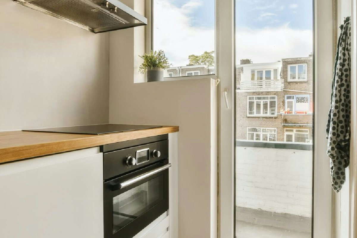 Odore di cucina in inverno: soluzioni pratiche per mantenere l’aria fresca e pulita in casa